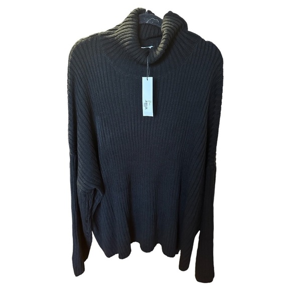 NWT BLC The Label Casey Sweater in Black - Picture 3 of 12